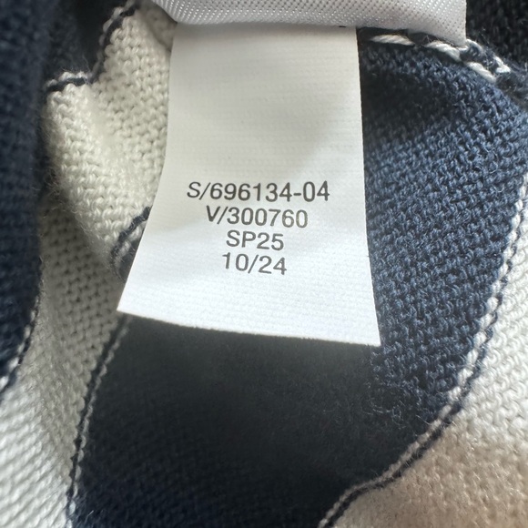 NWOT Banana Republic Forever Short-Sleeve Women's Sweater Size Small - Picture 8 of 8